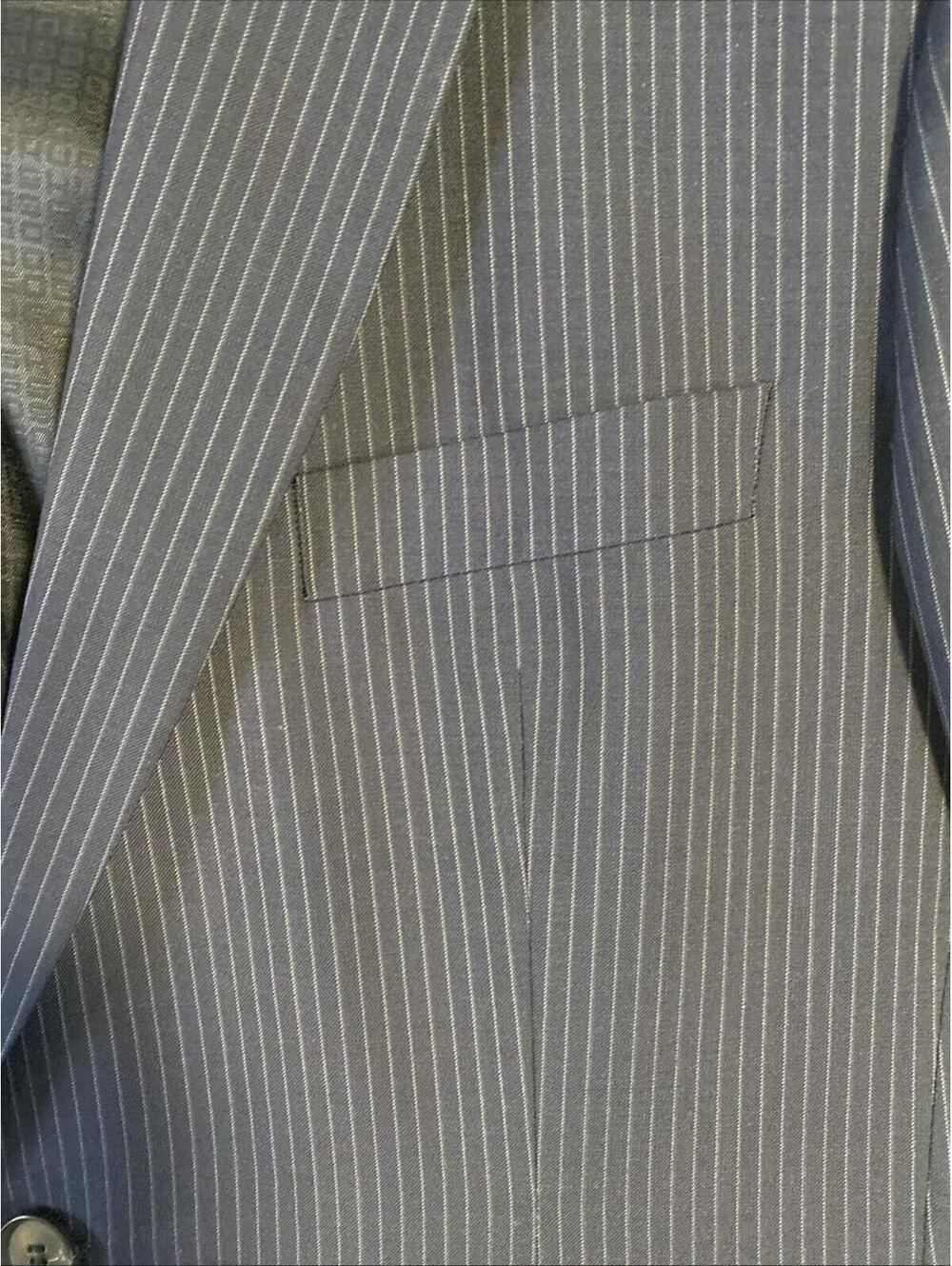 Hugo Boss Navy Blue Pinstripe Mens Blazer 40R Italy Lanificio Biela Tesse